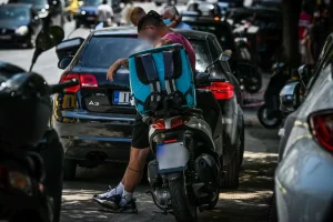 Υπ. Εργασίας: Έκτακτα μέτρα για τους εργαζόμενους στον ιδιωτικό τομέα για τον καύσωνα
