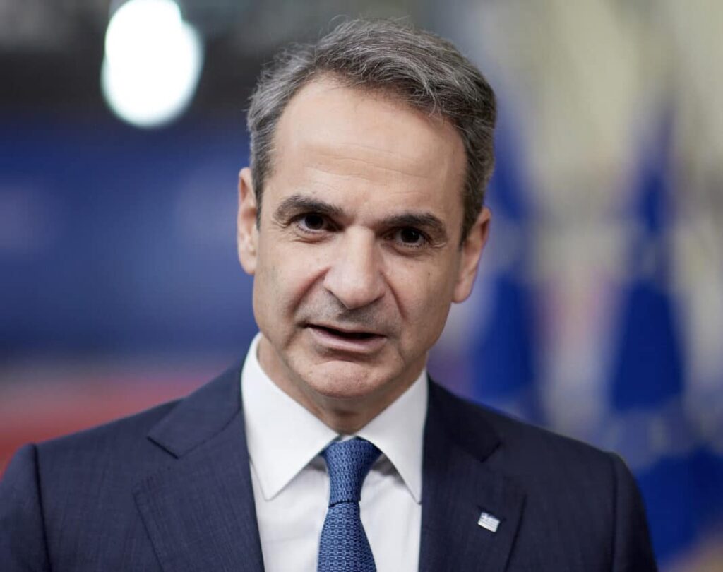 Έτσι θα κερδίσει τις εκλογές ο Μητσοτάκης – Αuξάνει ξανά τον βασικό μισθό από 1η Απριλίου 2026 – Πόσο θα φτάσει