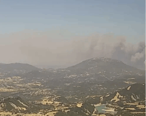 Νέα Μεγάλη Φωτιά Τώρα σε Πασίγνωστη μεγάλη πόλη της Ελλάδας: Ηχεί το 112, Κινδυνεύουν σπίτια, Εκκενώνονται ολόκληρες περιοχές – Τι έχει συμβεί
