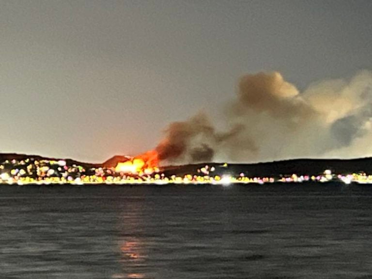 Φωτιά κοντά σε σπίτια – Ήχησε το 112 για ετοιμότητα