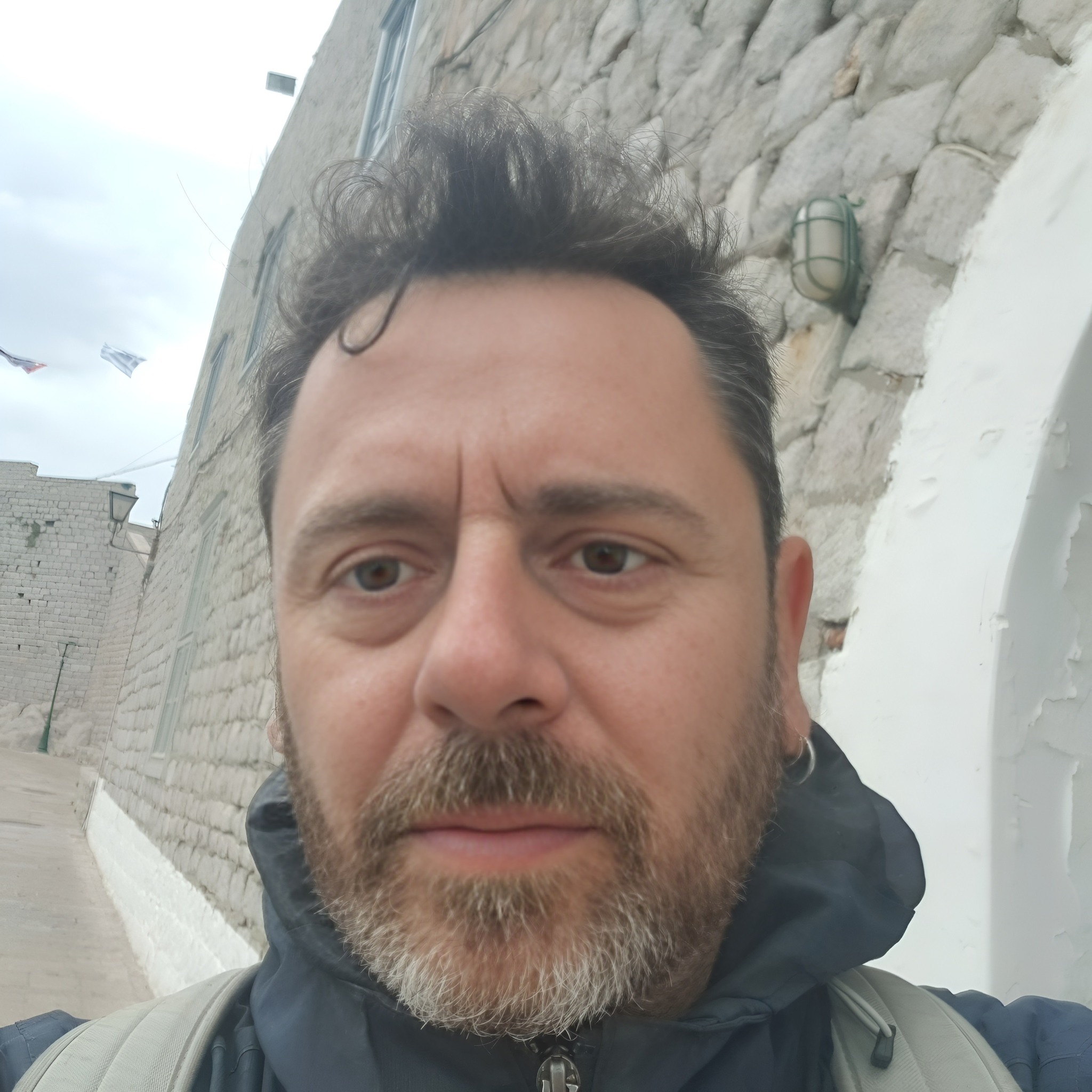Τραγωδία στην Εγνατία Οδό: Νεκρός ο φωτογράφος και φωτορεπόρτερ Γιάννης Δημητράς – Σε κρίσιμη κατάσταση η σύζυγός του