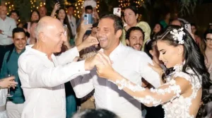 Ευθύμης Ζησάκης – Χρύσα Παπαλελούδη: Η σπάνια εικόνα με τον μονάκριβο γιο τους