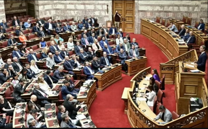 Διέppευσε η δημοσκόπηση: Πόσες μονάδες έχει xάσει η ΝΔ από ΟΠΕΚΕΠΕ