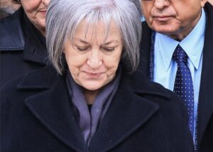 Τρομερές καταγγελίες από την μητέρα του Βασίλη Καλογήρου: «Ξέρουμε ότι λένε ψέματα, ξέρουν ότι λένε ψέματα»