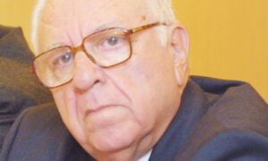 Μόλις έγινε γνωστό: Πέθανε πασίγνωστος δημοσιογράφος