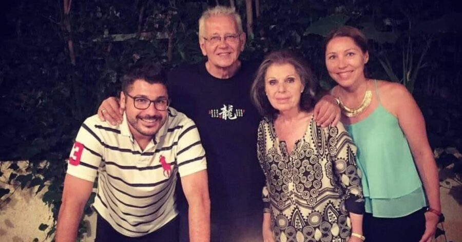 Βίκυ Βουρλάκη: Ποια είναι η σύζυγος του Δημήτρη Κωνσταντάρα – Η γυναίκα που στάθηκε στο πλευρό του για σχεδόν 60 χρόνια