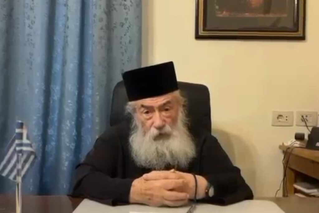 «Κινδυνεύει η ζωή μου» Συγκλονίζει  ο αρχιεπίσκοπος – Δραματικές εξελίξεις στη Μονή Σινά