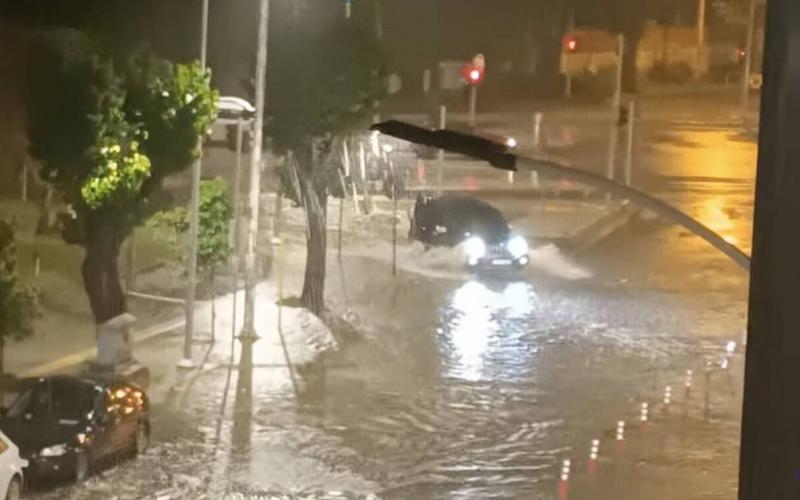 ΕΚΤΑΚΤΟ ΚΑΙΡΟΣ - ΕΡΧΟΝΤΑΙ ΒΡΟΧΕΣ ΚΑΙ ΚΑΤΑΙΓΙΔΕΣ