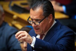 Ο Άδ. Γεωργιάδης για τις καταγγελίες για πτώση ανελκυστήρα στο «Γ. Γεννηματάς»: «Με την ασφάλεια δεν παίζουμε»