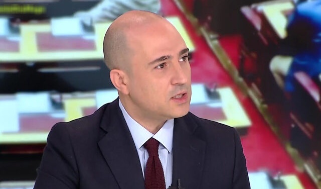 ΜΟΛΙΣ ΜΑΘΕΥΤΗΚΕ ΓΙΑ ΤΟΝ ΔΗΜΟΣΙΟΓΡΑΦΟ ΚΩΝΣΤΑΝΤΙΝΟ ΜΠΟΓΔΑΝΟ