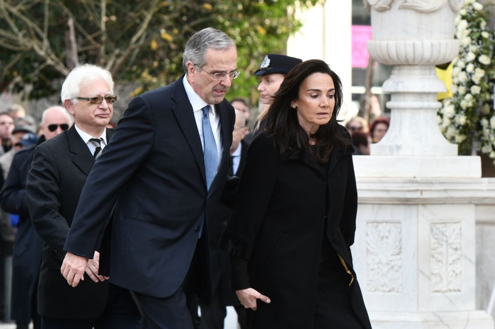 Σοκ από την ξαφνικό θάνατο της κόρης του Αντώνη Σαμαρά, Λένας – Συλλυπητήρια από όλον τον πολιτικό κόσμο