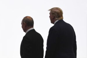 Πριν από τη συνάντηση Τραμπ-Πούτιν, ευρωπαϊκή διπλωματική πίεση και ρωσική προέλαση