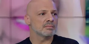 «Είμαι σε σχέση με τον…»: Το παραδέχθηκε ο Νίκος Μουτσινάς!