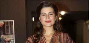 Δανάη Παππά: Η 1η ανάρτηση και οι 4 λέξεις μετά το viral βίντεο που την δείχνει αγκαλιά με με τον Μπισμπίκη