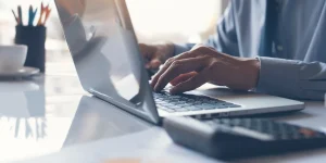 Πρόσω ολοταχώς η επιχείρηση κατά της φοροδιαφυγής – Στόχος εσόδων 4 δισ. ευρώ την διετία