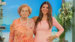 Σταματίνα Τσιμτσιλή: Μαζί με την μητέρα της στην πρεμιέρα του Happy Day – Οι σπάνιες φωτογραφίες τους