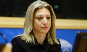 Μαρία Καρυστιανού: «Η αγάπη για τα παιδιά μας, νεκρά και ζωντανά κινεί βουνά» – Το κάλεσμα σε νέα συγκέντρωση για τα Τέμπη