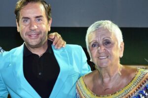 Μόλις μαθεύτnκε για την Κλειώ Μαζωνάκη – Τα λόγια που ψέλλισε για τον Μαζωνάκη όταν ξύπνησε από το χειρουργείο
