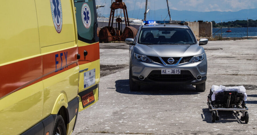 ΠΡΙΝ ΛΙΓΟ: ΤΡΑΓΩΔΙΑ ΣΤΟΝ ΠΕΙΡΑΙΑ