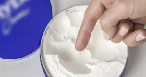 Η κρέμα Nivea στο μπλε βαζάκι έχει υπέροχα οφέλη – Πολλοί δεν γνωρίζουν