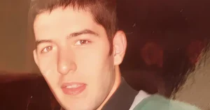 Πασίγνωστος Έλληνας μικρός που δεν ήξερε τότε ότι είχε άστρο – Τώρα μιλάνε όλοι για αυτόν