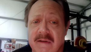 Ο «εξυπνότερος άνθρωπος στον κόσμο με IQ 210» λέει ότι ξέρει τι συμβαίνει όταν φεύγουμε από τη ζωή