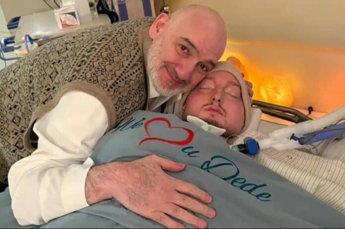 Πέθανε ο «κοιμώμενος πρίγκιπας» που ήταν 20 χρόνια σε κώμα – Ποιος ήταν