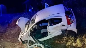 Μάχη για τη ζωή του δίνει 13χρονος που τραυματίστηκε σε τροχαίο με τη μαμά του