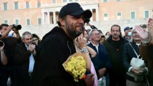 Πάνος Ρούτσι: Λιποθύμησε στο Σύνταγμα