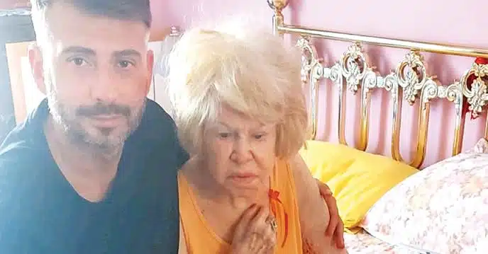 «Θα παρακαλούσα όλες τις πλευρές και όλα τα ΜΜΕ να σεβαστούν την απόφαση της γιαγιάς μου μέσω της διαθήκης της»