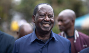 ΝΕΚΡΟΣ ΠΡΩΗΝ ΠΡΩΘΥΠΟΥΡΓΟΣ ΤΗΝ ΩΡΑ ΠΟΥ ΕΚΑΝΕ ΠΕΡΙΠΑΤΟ ΜΕ ΤΗΝ ΚΟΡΗ ΤΟΥ