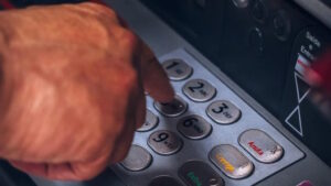 Επίδομα 250 ευρώ: Πληρωμή από 10 έως 20 Νοεμβρίου – Ποιοι μένουν εκτός