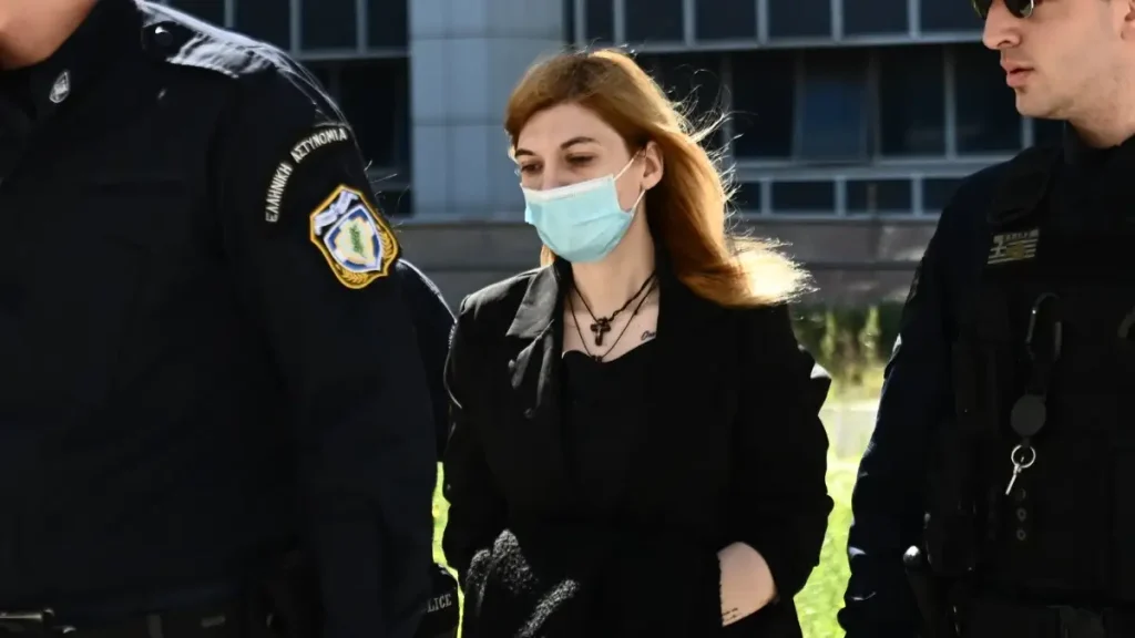 Ρούλα Πισπιρίγκου: «Μέσα» στο κελί της στις φυλακές Θηβών – Δεν κοιμάται και φοβάται πως θα την δηλητηριάσουν