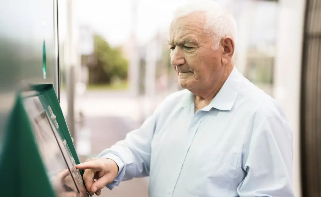 ΤΙ ΚΑΛΟ ΕΡΧΕΤΑΙ