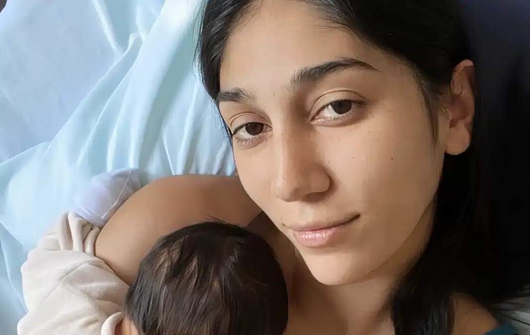 Παρασκευή Κερασιώτη: Γέννησε η πρώην παίκτρια του GNTM – Οι φωτoγραφίες από το μαιευτήριο και το φύλο του μωρό