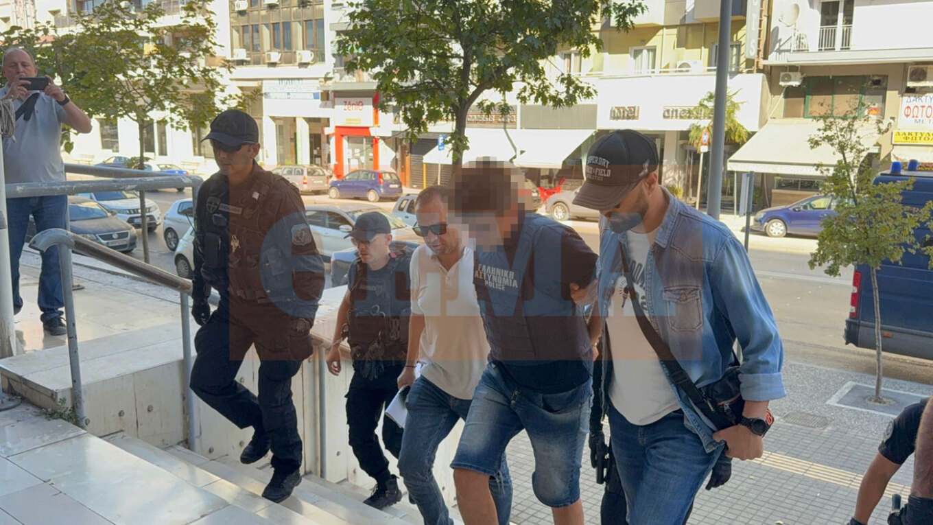 Ο 50χρονος έπνιξε με σακούλα την αδελφή του και κάλεσε τη σύζυγό του - «Τώρα αρχίζω να συνειδητοποιώ τι έχω κάνει»