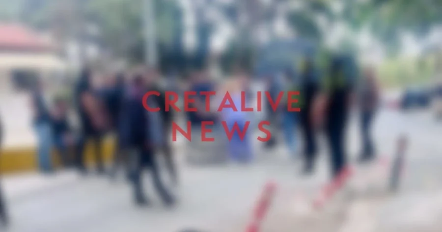 Σκηνές αρχαίας τραγωδίας στο νοσοκομείο – Συγγενείς ουρλιάζουν και λιποθυμούν