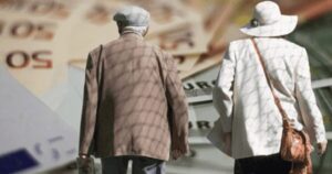 Αυτοί οι συνταξιούχοι χάνουν το επίδομα των 250 ευρώ – Μπήκε κόφτης