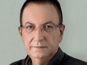 ΣΟΚ! ΔΥΣΤΥΧΩΣ ΕΙΝΑΙ ΑΛΗΘΕΙΑ – ΝΕΚΡΟΣ ΕΛΛΗΝΑΣ ΔΗΜΟΣΙΟΓΡΑΦΟΣ