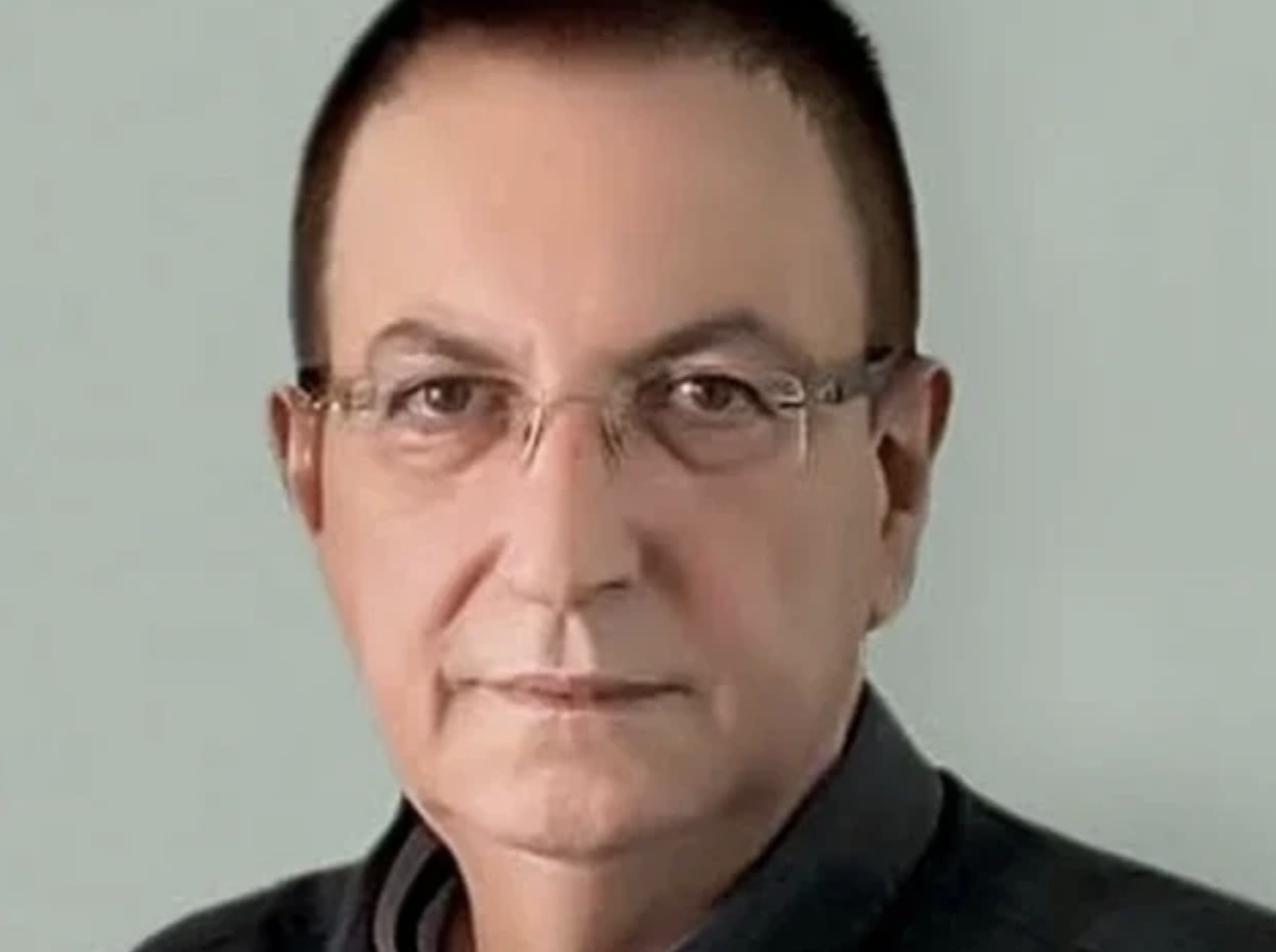 ΣΟΚ! ΔΥΣΤΥΧΩΣ ΕΙΝΑΙ ΑΛΗΘΕΙΑ – ΝΕΚΡΟΣ ΕΛΛΗΝΑΣ ΔΗΜΟΣΙΟΓΡΑΦΟΣ