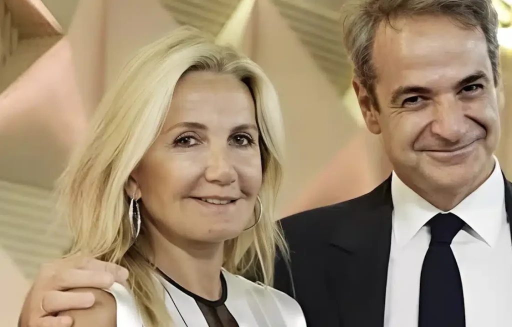 Σάλος με το πανάκριβο φόρεμα της Μαρέβας που θυμίζει με χαρτί υγείας