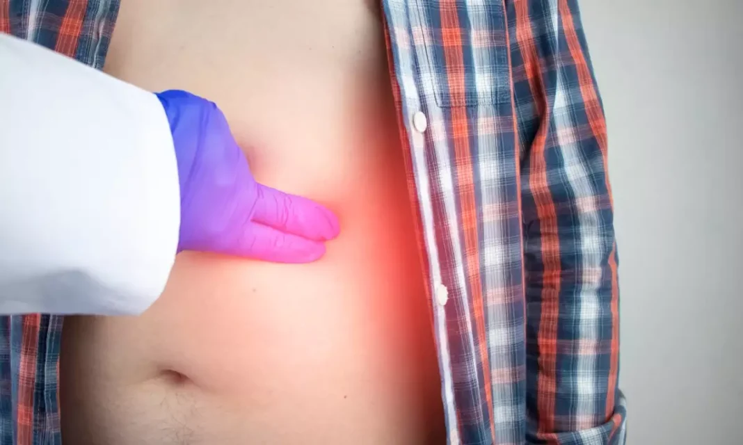 Σημάδια καρκίνου του παχέος εντέρου: Τα συμπτώματα που δεν πρέπει να αγνοήσετε