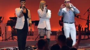 «Όταν τον χτύπησε ήμουν μπροστά», τι λέει η τραγουδίστρια για τον 21χρονο που μήνυσε τον Μαζωνάκη