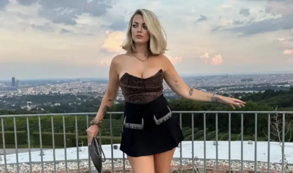 Φρίκη: 31χρονη καλλονή βρέθηκε νεκρή σε βαλίτσα, τη στραγγάλισε ο πρώην σύντροφός της – «Κάποιος είναι στη σκάλα»