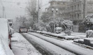 Χιόνι και μέσα στην πόλη: Η εβδομάδα του Δεκέμβρη που θα κάνει βαρύ χειμώνα