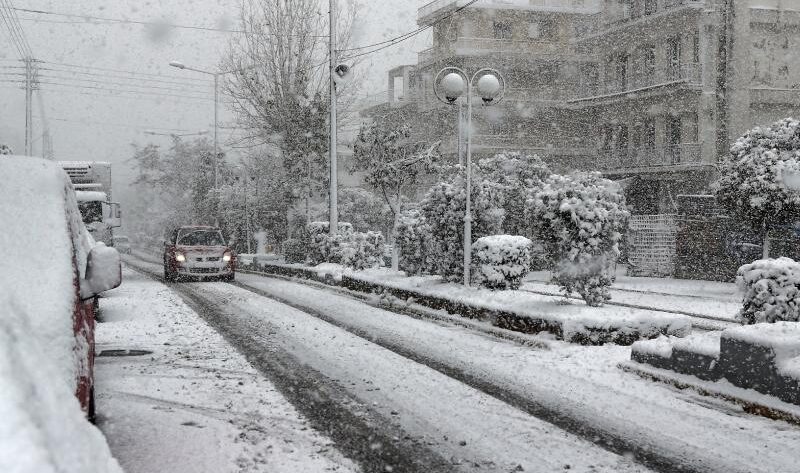 Χιόνι και μέσα στην πόλη: Η εβδομάδα του Δεκέμβρη που θα κάνει βαρύ χειμώνα