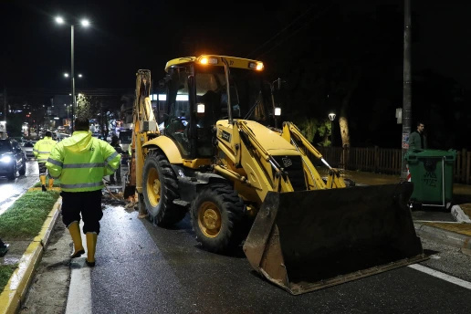 “Βυθίστηκε” πασίγνωστη περιοχή – Διακόπηκε η κυκλοφορία