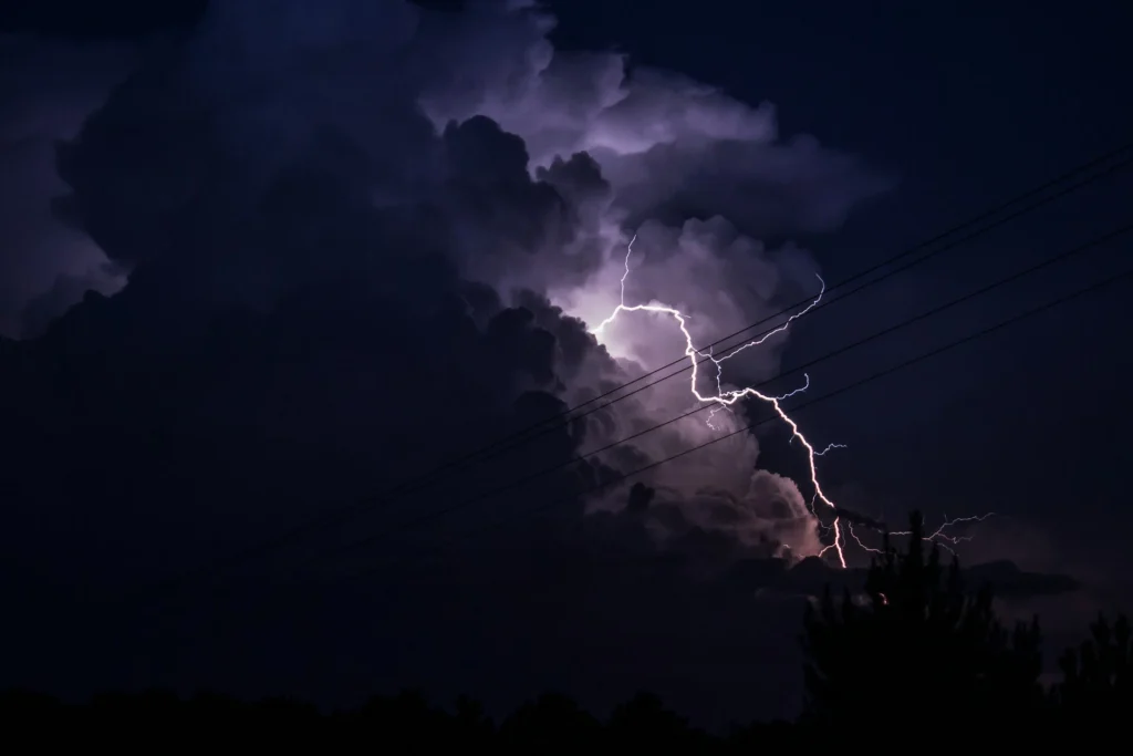 Κακοκαιρία: «Περιορίστε τις μετακινήσεις σας» – Ήχησε το 112 σε 4 περιοχές της χώρας