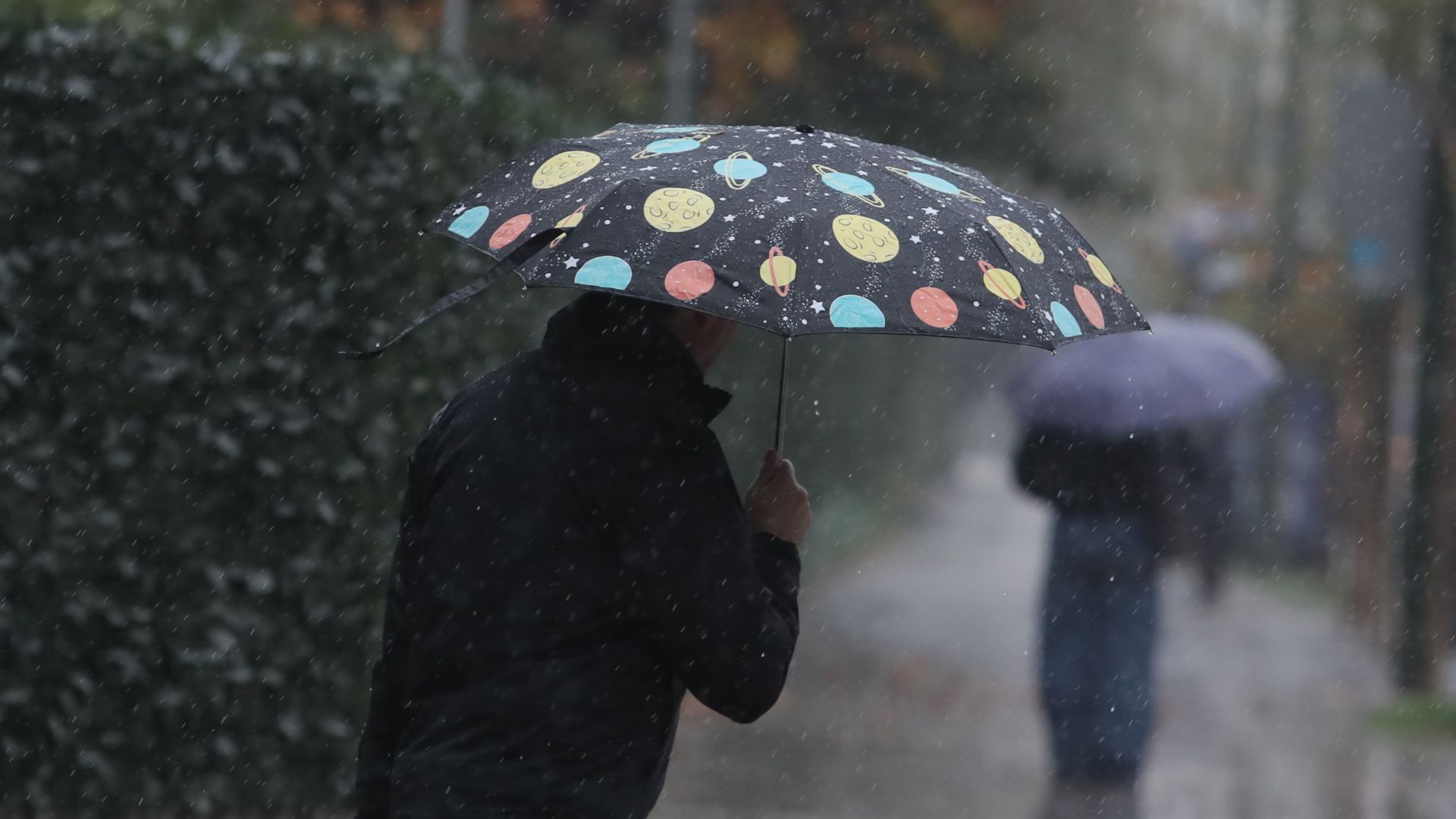Καιρός: Νέα επιδείνωση με λασποβροχές, χιόνια και 20άρια από την Κυριακή – Καταιγίδες «χωρίς ιδιαίτερη δυναμική» στην Αττική