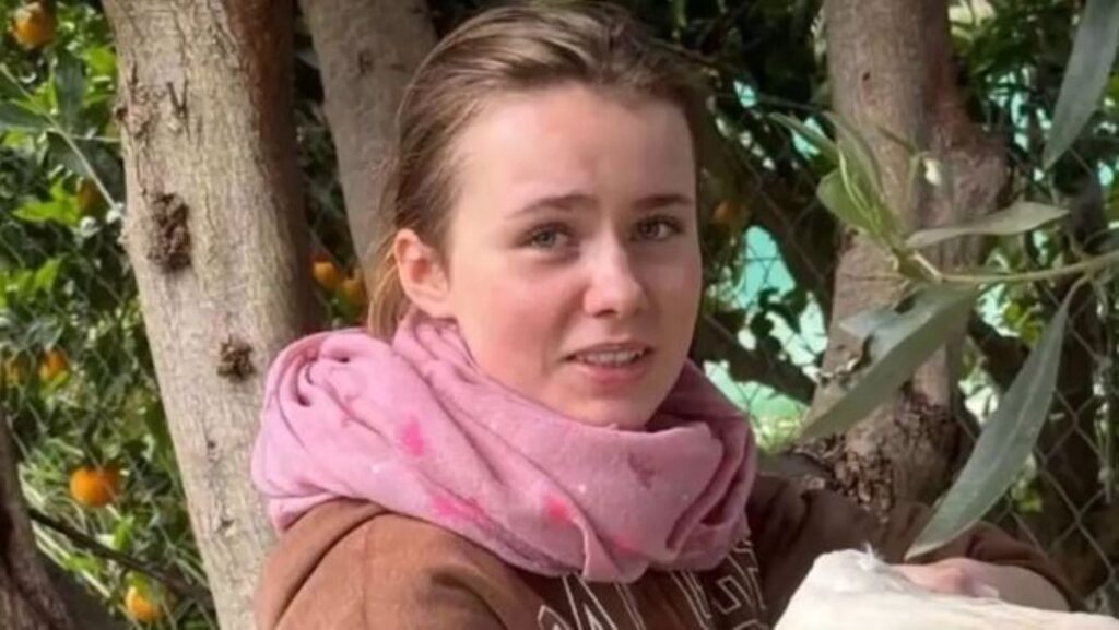 Σε κατάσταση σοκ η μητέρα της 16χρονης Λόρα – Μόλις μαθεύτηκε η είδηση